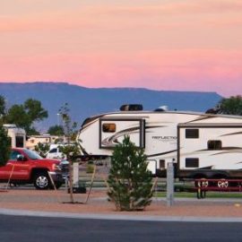 grand-junction-colorado-sunset-at-canyon-view-rv-park-resort