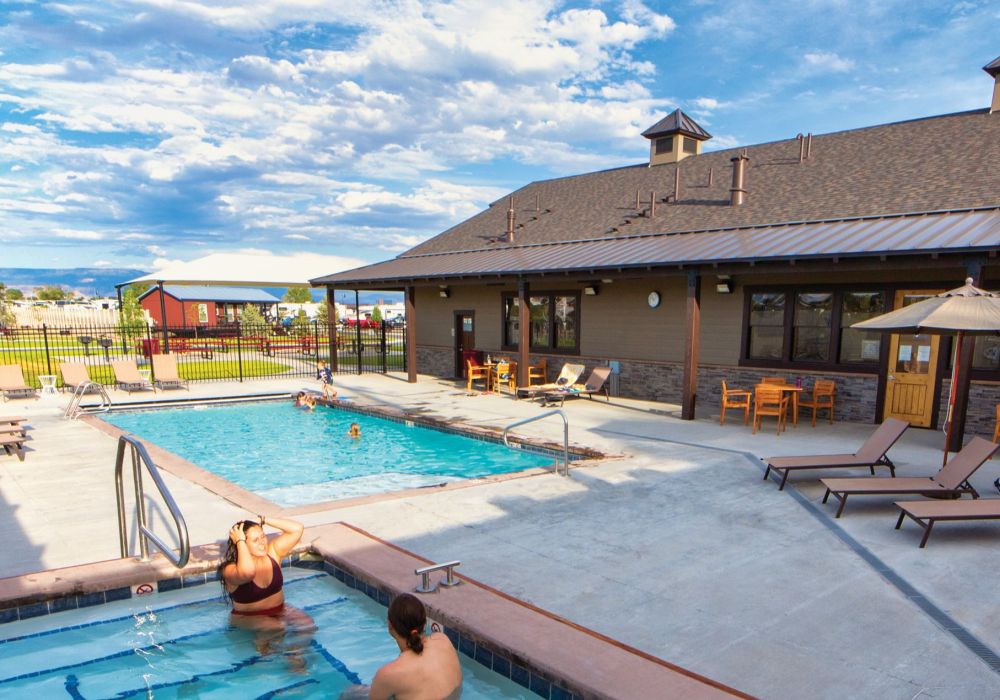 Enjoy a relaxing long-term stay in Western Colorado